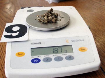 Un nou drog a intrat pe piața românească - cocaina crack